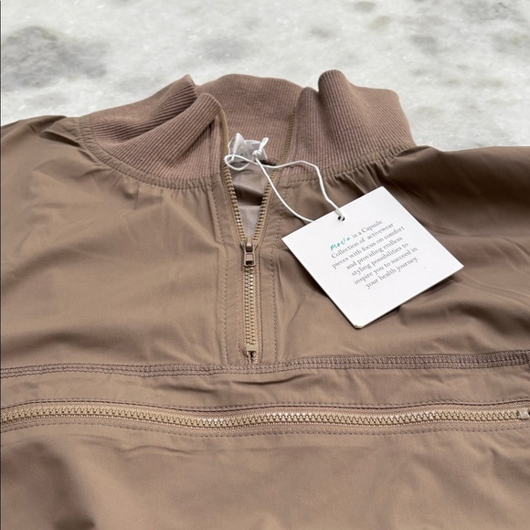 New Track SET 2 Pieces - Tan Le Lis HighEnd Boutique Brand OnTrend Medium Nylon - Picture 12 of 13